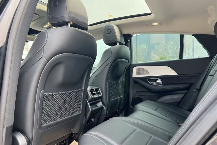 Used Mercedes-Benz GLE 2023 GLE 350 4MATIC Coupe SUV Fashion Model Interior 3