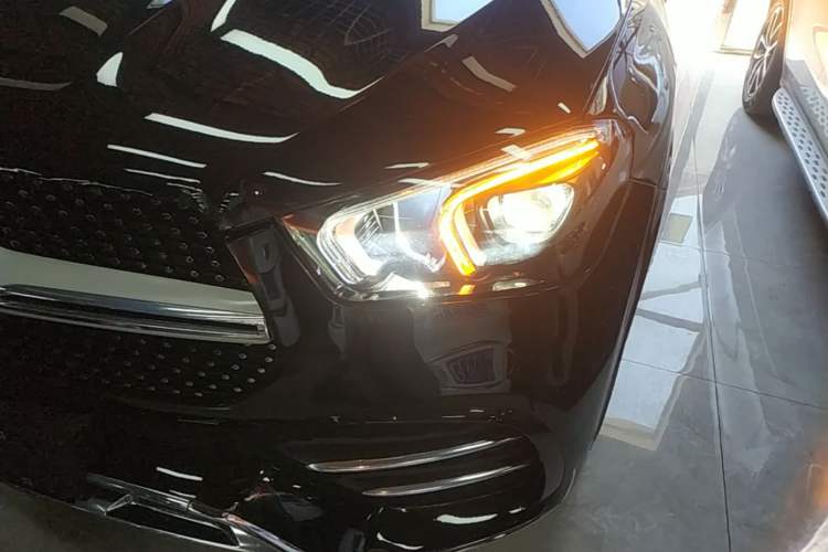 Used Mercedes-Benz GLE 2023 GLE 450 4MATIC Stylish Model Left Front Headlight