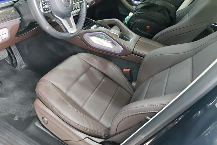 Used Mercedes-Benz GLE 2023 GLE 350 4MATIC Stylish Model Left Front Seat
