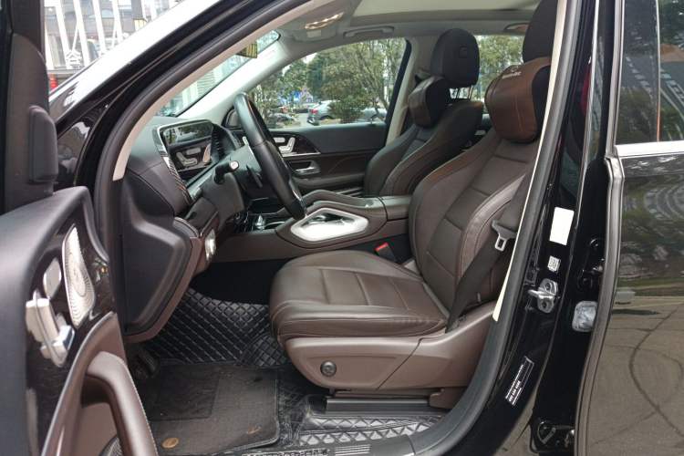 Used Mercedes-Benz GLE 2023 GLE 350 4MATIC Stylish Model Left Front Seat