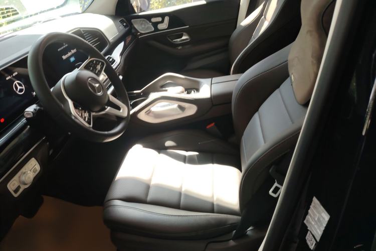 Used Mercedes-Benz GLE 2023 GLE 350 4MATIC Stylish Model Left Front Seat
