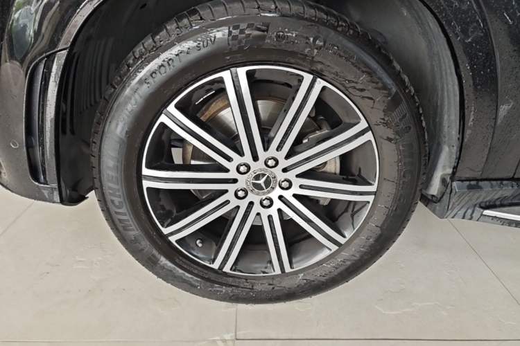 Used Mercedes-Benz GLE 2023 GLE 350 4MATIC Coupe SUV Luxury Model Left Front Wheel Hub