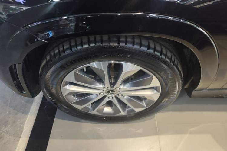 Used Mercedes-Benz GLE 2023 GLE 350 4MATIC Stylish Model Left Front Wheel Hub