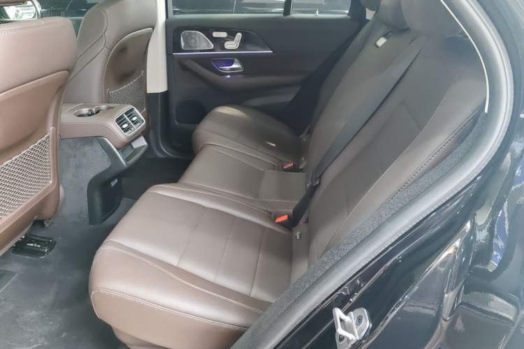 Used Mercedes-Benz GLE 2023 GLE 350 4MATIC Stylish Model Left Rear Seat
