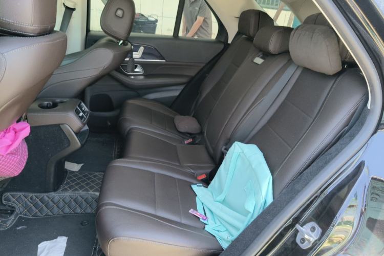 Used Mercedes-Benz GLE 2023 GLE 350 4MATIC Stylish Model Left Rear Seat