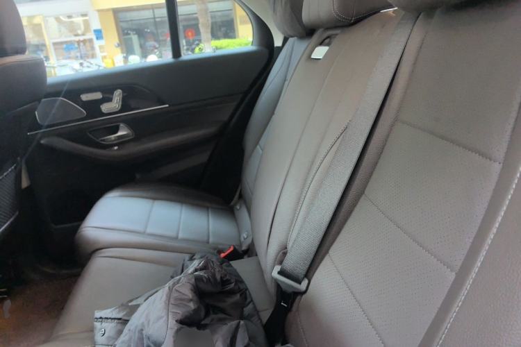 Used Mercedes-Benz GLE 2023 GLE 350 4MATIC Stylish Model Left Rear Seat