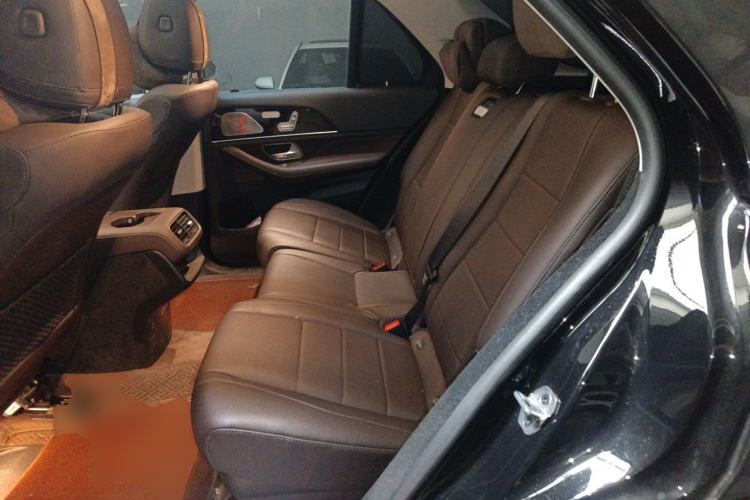 Used Mercedes-Benz GLE 2023 GLE 350 4MATIC Stylish Model Left Rear Seat