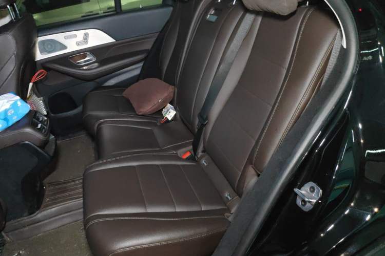 Used Mercedes-Benz GLE 2023 GLE 450 4MATIC Stylish Model Left Rear Seat