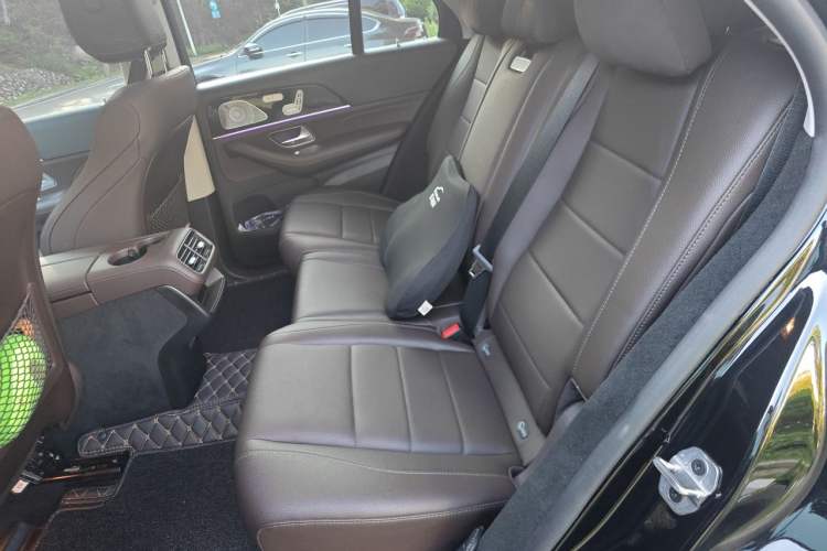 Used Mercedes-Benz GLE 2023 GLE 350 4MATIC Stylish Model Left Rear Seat