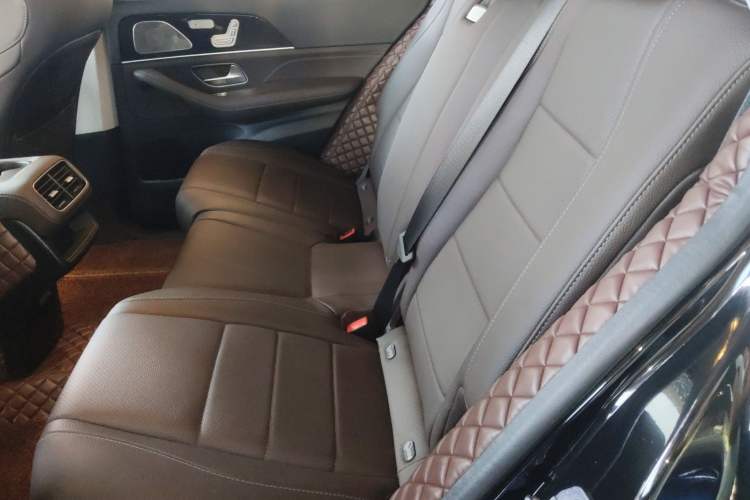 Used Mercedes-Benz GLE 2023 GLE 350 4MATIC Stylish Model Left Rear Seat