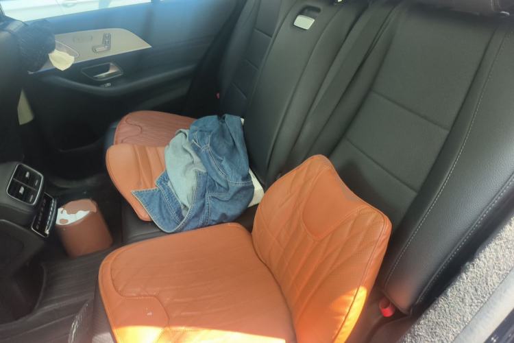 Used Mercedes-Benz GLE 2023 GLE 450 4MATIC AMG Line Left Rear Seat