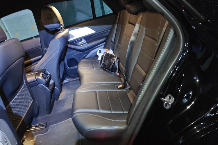 Used Mercedes-Benz GLE 2023 GLE 450 4MATIC Coupe SUV Fashion Model Left Rear Seat