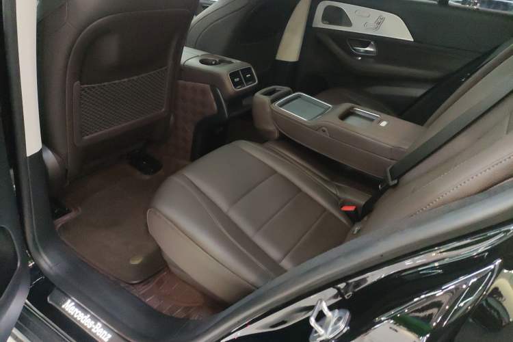 Used Mercedes-Benz GLE 2023 GLE 450 4MATIC Stylish Model Left Rear Seat