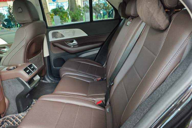 Used Mercedes-Benz GLE 2023 GLE 450 4MATIC Stylish Model Left Rear Seat