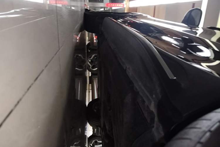 Used Mercedes-Benz GLE 2023 GLE 350 4MATIC Stylish Model Left Side Sill