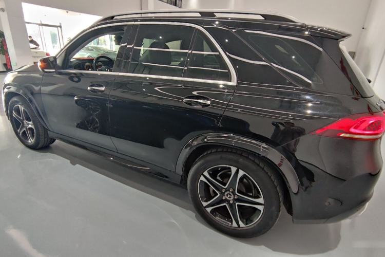 Used Mercedes-Benz GLE 2023 GLE 350 4MATIC Stylish Model Left Side