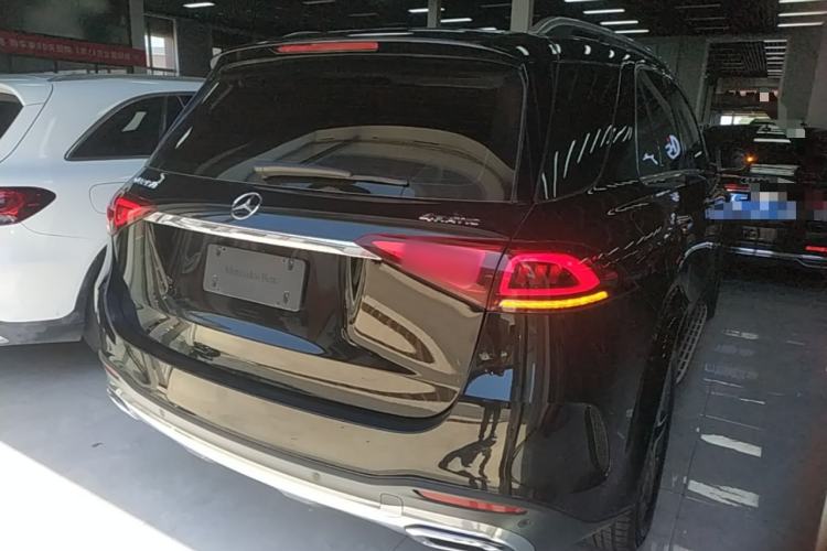 Used Mercedes-Benz GLE 2023 GLE 450 4MATIC Stylish Model Rear Right 45 Deg