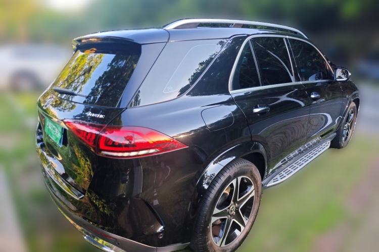 Used Mercedes-Benz GLE 2023 GLE 350 4MATIC Stylish Model Rear Right 45 Deg