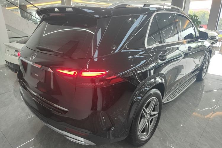 Used Mercedes-Benz GLE 2023 GLE 450 4MATIC AMG Line Rear Right 45 Deg