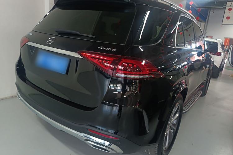 Used Mercedes-Benz GLE 2023 GLE 350 4MATIC Stylish Model Rear Right 45 Deg