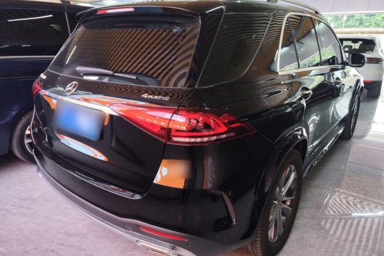Used Mercedes-Benz GLE 2023 GLE 350 4MATIC Stylish Model Rear Right 45 Deg