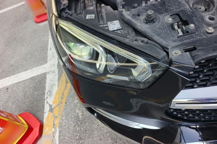 Used Mercedes-Benz GLE 2023 GLE 350 4MATIC Stylish Model Right Front Headlight