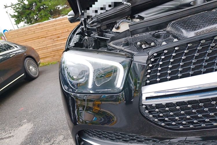 Used Mercedes-Benz GLE 2023 GLE 450 4MATIC Stylish Model Right Front Headlight