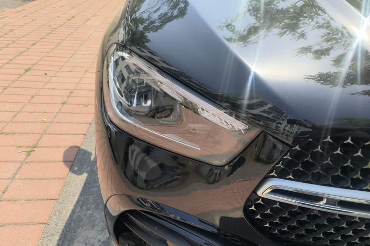 Used Mercedes-Benz GLE 2023 GLE 450 4MATIC AMG Line Right Front Headlight