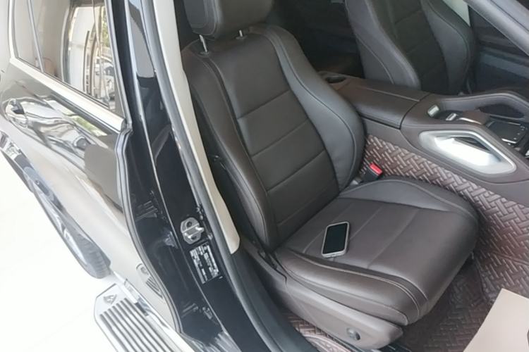 Used Mercedes-Benz GLE 2023 GLE 450 4MATIC Stylish Model Right Front Seat