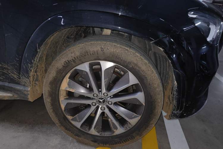 Used Mercedes-Benz GLE 2023 GLE 350 4MATIC Stylish Model Right Front Wheel Hub