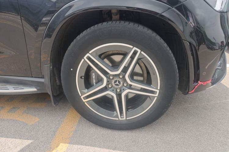 Used Mercedes-Benz GLE 2023 GLE 350 4MATIC Stylish Model Right Front Wheel Hub