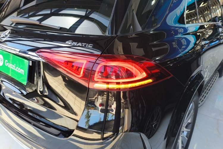 Used Mercedes-Benz GLE 2023 GLE 350 4MATIC Stylish Model Right Rear Taillight