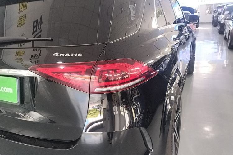 Used Mercedes-Benz GLE 2023 GLE 350 4MATIC Stylish Model Right Rear Taillight