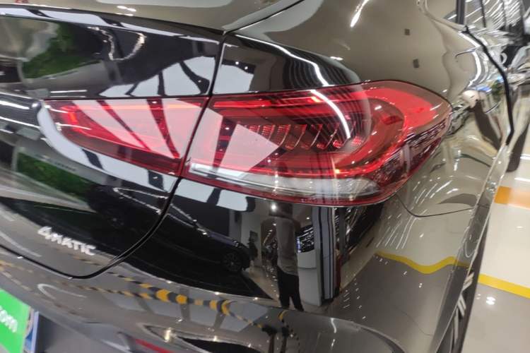 Used Mercedes-Benz GLE 2023 GLE 350 4MATIC Coupe SUV Luxury Model Right Rear Taillight