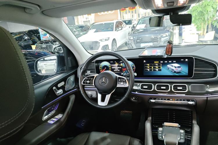 Used Mercedes-Benz GLE 2023 GLE 350 4MATIC Stylish Model Steering Wheel