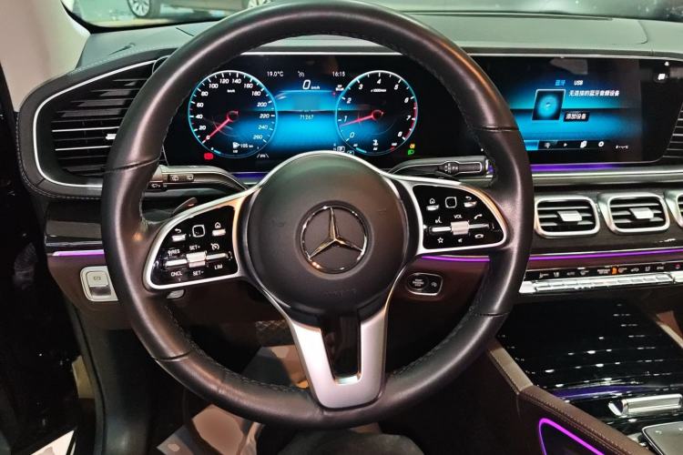 Used Mercedes-Benz GLE 2023 GLE 350 4MATIC Stylish Model Steering Wheel