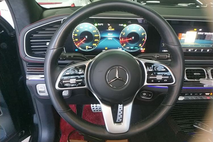 Used Mercedes-Benz GLE 2023 GLE 450 4MATIC Stylish Model Steering Wheel