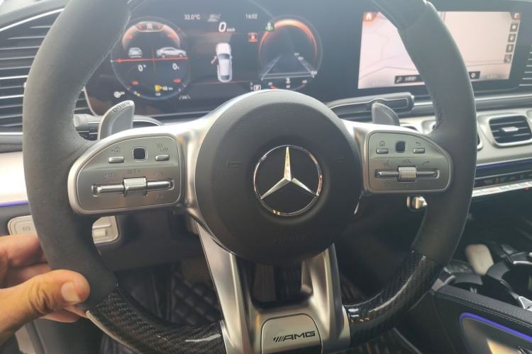 Used Mercedes-Benz GLE 2023 GLE 350 4MATIC Coupe SUV Luxury Model Steering Wheel