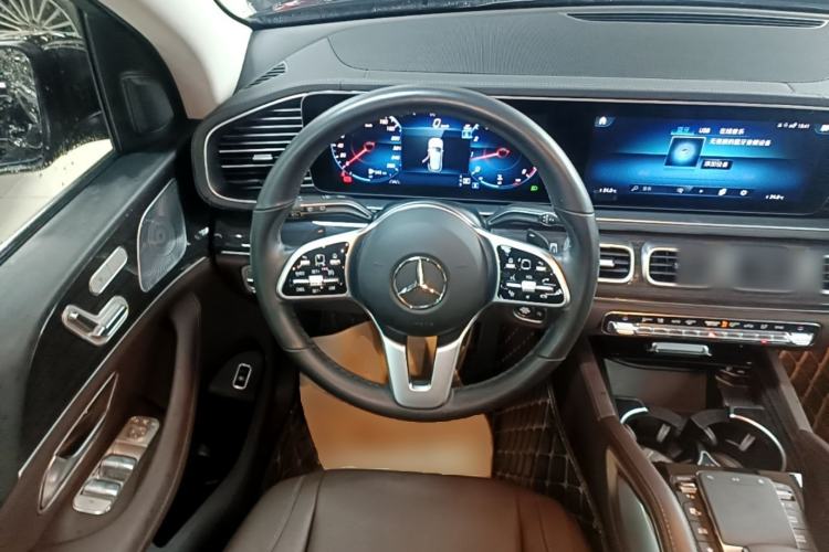 Used Mercedes-Benz GLE 2023 GLE 350 4MATIC Stylish Model Steering Wheel