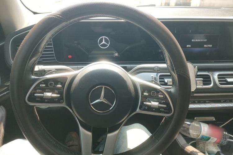 Used Mercedes-Benz GLE 2023 GLE 350 4MATIC Stylish Model Steering Wheel