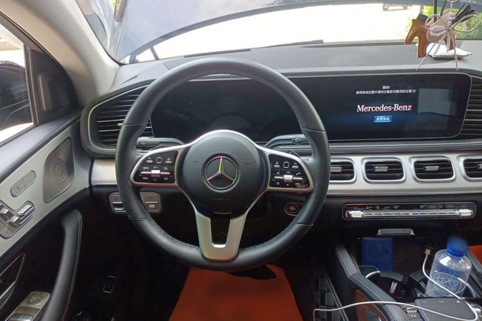 Used Mercedes-Benz GLE 2023 Refreshed GLE 350 4MATIC Coupe SUV Luxury Edition Steering Wheel