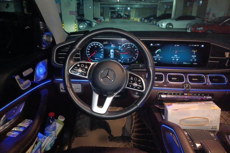 Used Mercedes-Benz GLE 2023 GLE 350 4MATIC Stylish Model Steering Wheel