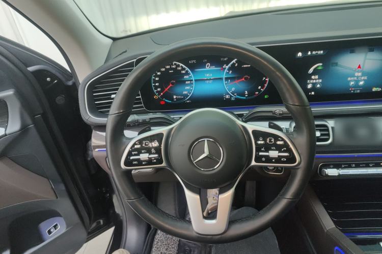 Used Mercedes-Benz GLE 2023 GLE 350 4MATIC Stylish Model Steering Wheel