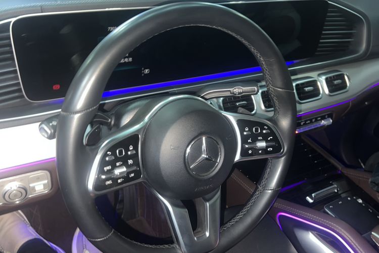 Used Mercedes-Benz GLE 2023 GLE 450 4MATIC Stylish Model Steering Wheel