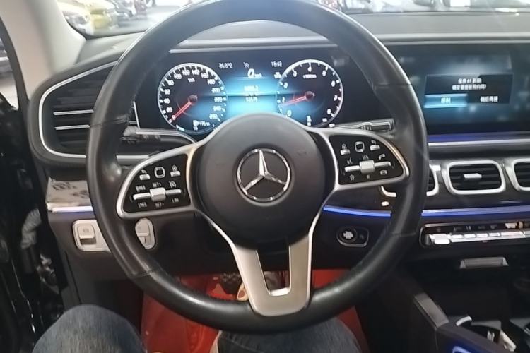 Used Mercedes-Benz GLE 2023 GLE 350 4MATIC Stylish Model Steering Wheel
