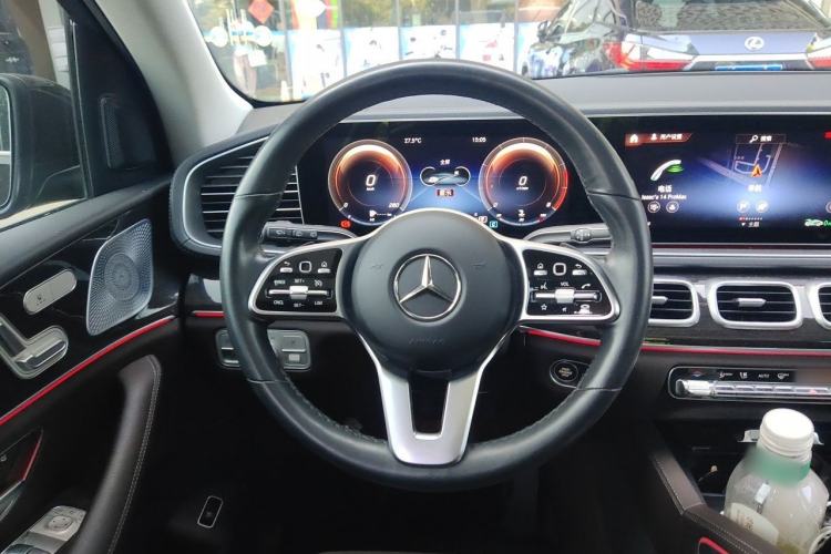 Used Mercedes-Benz GLE 2023 GLE 350 4MATIC Stylish Model Steering Wheel