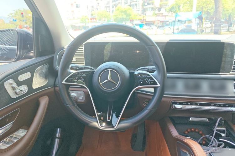 Used Mercedes-Benz GLE 2023 GLE 450 4MATIC Luxury Model Steering Wheel