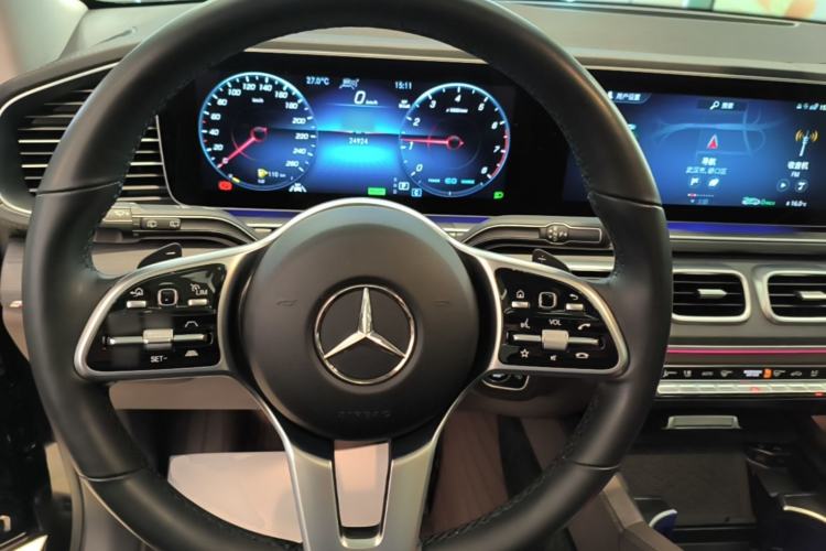 Used Mercedes-Benz GLE 2023 GLE 450 4MATIC Luxury Model Steering Wheel