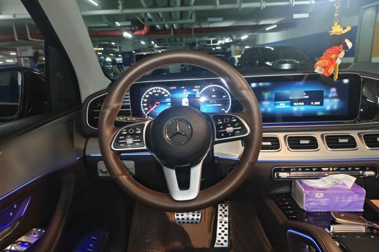 Used Mercedes-Benz GLE 2023 GLE 450 4MATIC Stylish Model Steering Wheel