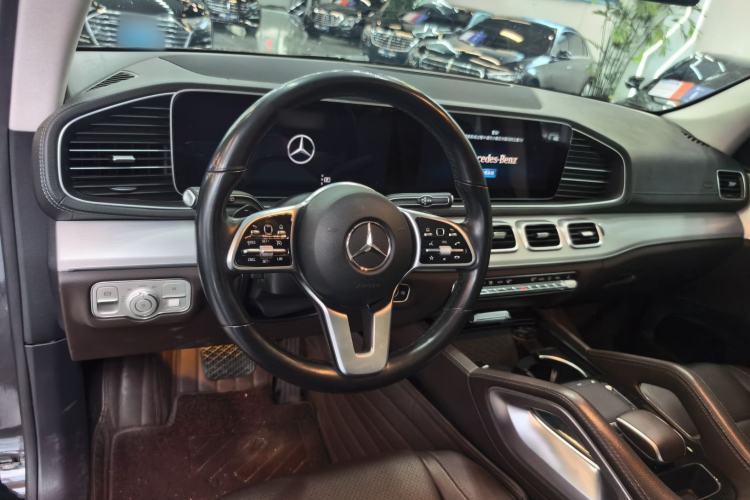 Used Mercedes-Benz GLE 2023 GLE 450 4MATIC AMG Line Steering Wheel